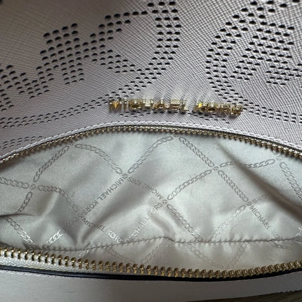 Michael Kors Rhea Zip Blush Perforated Logo Backpack - Picture 4 of 12